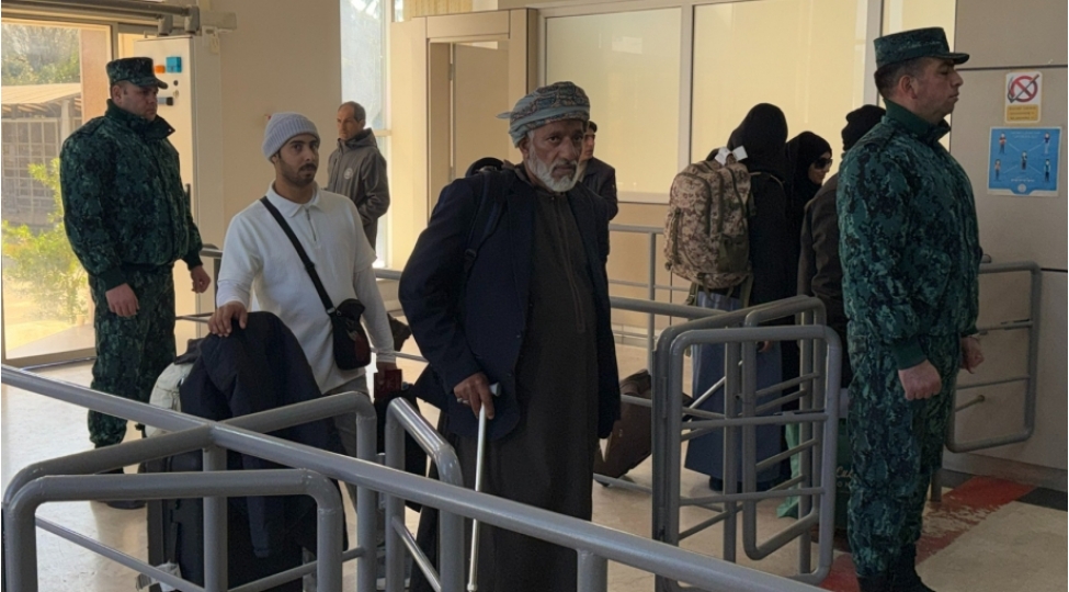 fevralin-28-den-indiyedek-irandan-1105-nefer-texliye-olunub