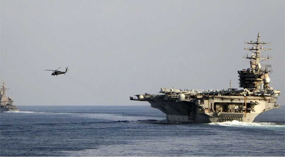 sepah-hormuz-bogazinda-absh-herbi-gemilerine-zerbe-endirmekle-hedeleyib