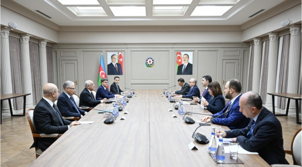 eli-esedov-turkiyeli-nazirle-iqlim-deyishikliklerini-muzakire-edib