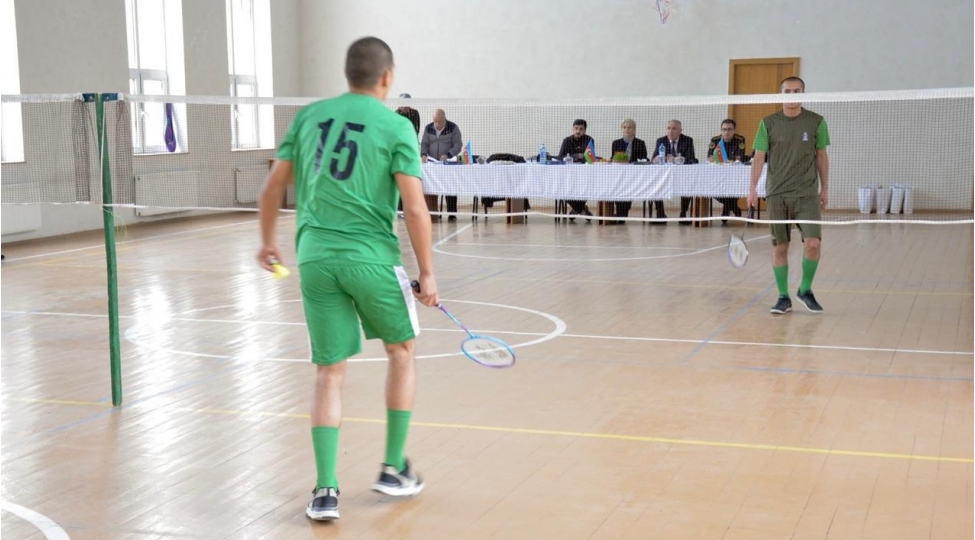 qadin-ve-yeniyetme-mehkumlar-uchun-badminton-yarishlari-teshkil-edilib