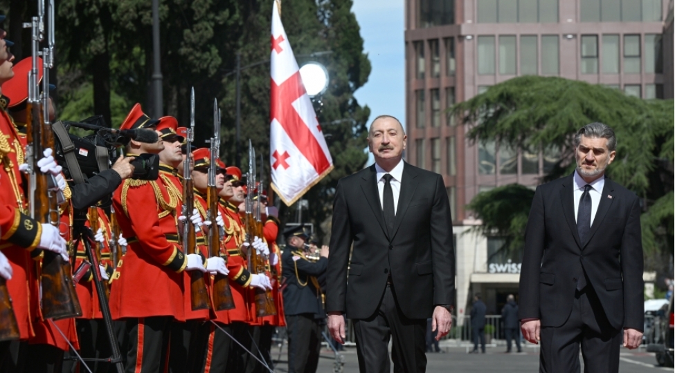 prezident-ilham-eliyevin-tbiliside-resmi-qarshilanma-merasimi-olub-yenilenibfoto