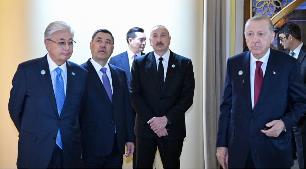 prezident-ilham-eliyev-ve-tdt-nin-qeyri-resmi-zirve-gorushunun-diger-ishtirakchilari-turkustanda-bir-sira-medeni-mekanlarla-tanish-olublar-foto