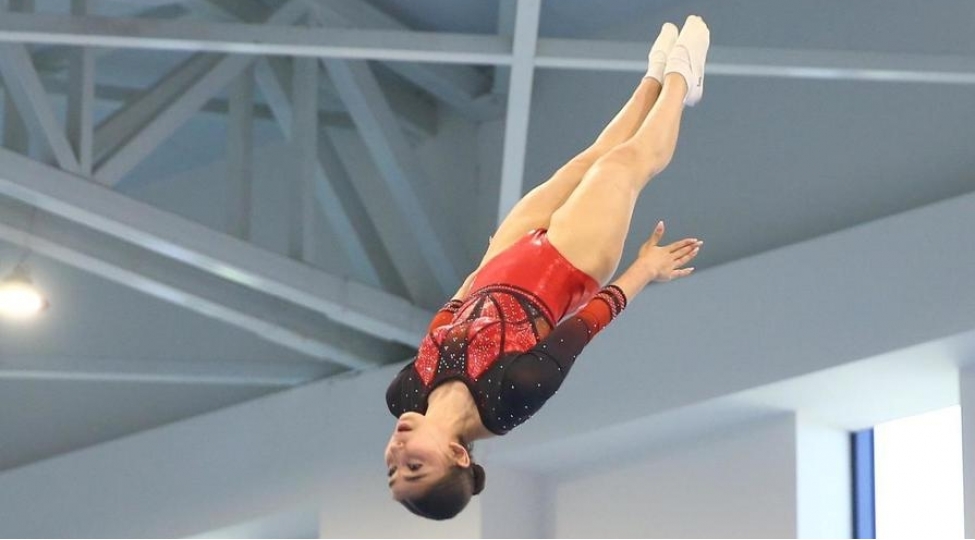 milli-gimnastika-arenasinda-batut-gimnastikasi-ve-tamblinq-uzre-azerbaycan-chempionati-kechirilib