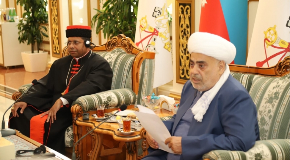 kardinal-kuvakad-azerbaycanla-muqeddes-taxt-tac-arasinda-ortaq-inam-mohkemlenir