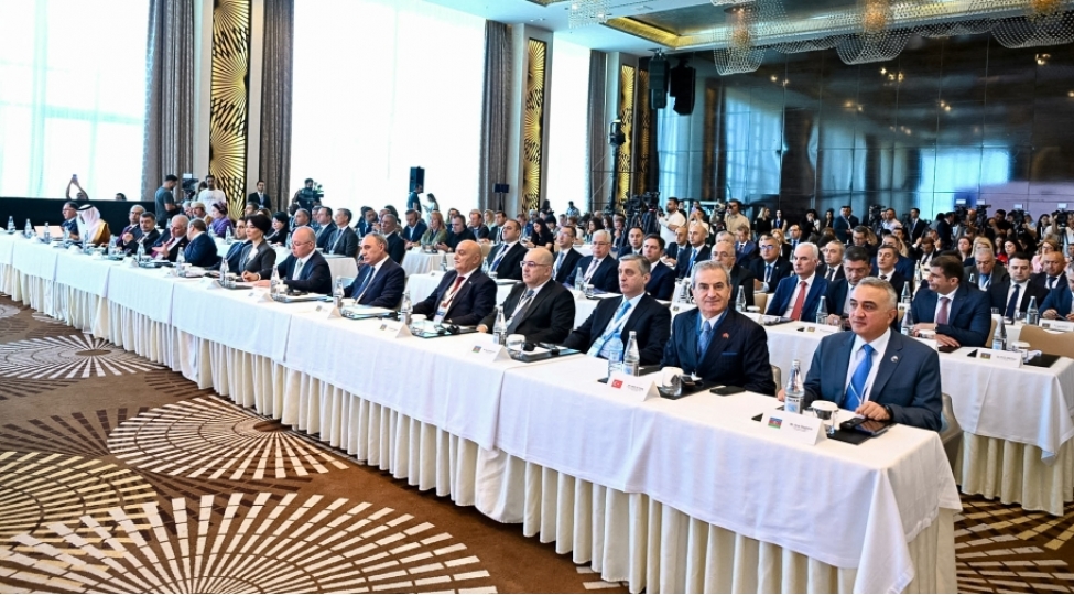 azerbaycan-ombudsmani-suni-intellektin-insan-huquqlarina-tesirini-arashdirir