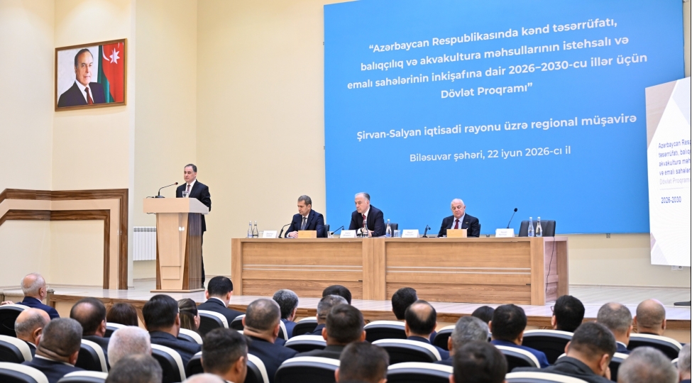 bilesuvarda-aqrar-sahede-yeni-dovlet-proqraminin-muzakiresi-ile-bagli-regional-mushavire-kechirilib