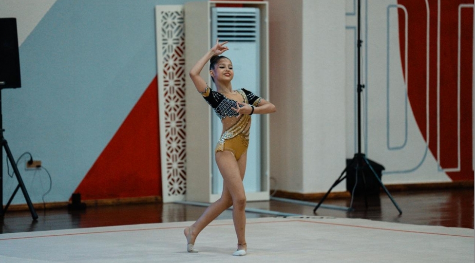 mekteblilerin-respublika-idman-olimpiadasi-cherchivesinde-bedii-gimnastika-yarishlarina-start-verilib