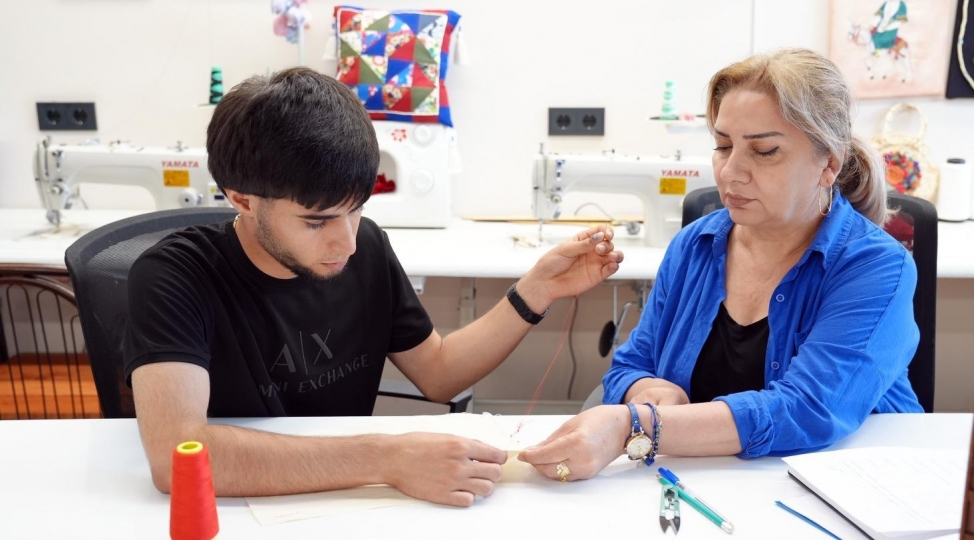 dost-inkluziv-inkishaf-ve-yaradiciliq-merkezine-yeni-benefisiarlar-qebul-edilib