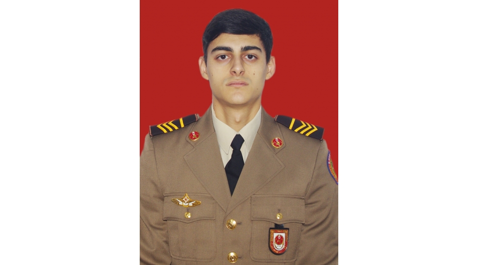alovun-ichinde-cesaret-mesuliyyet-ve-insan-heyati-ugrunda-mubarize-musahibe