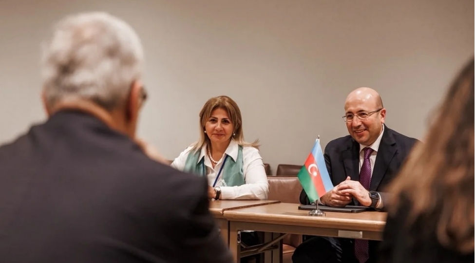 nyu-yorkda-baki-davamliliq-koalisiyasi-cherchivesinde-emekdashligin-genishlendirilmesi-muzakire-olunub
