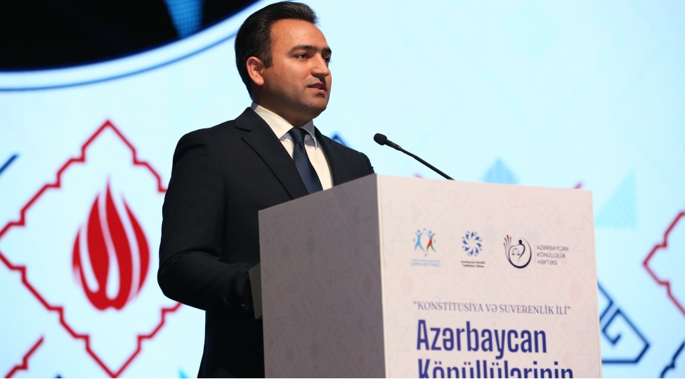 vuqar-eliyev-konulluluk-genclerde-liderlik-ve-vetendash-mesuliyyetini-formalashdirir