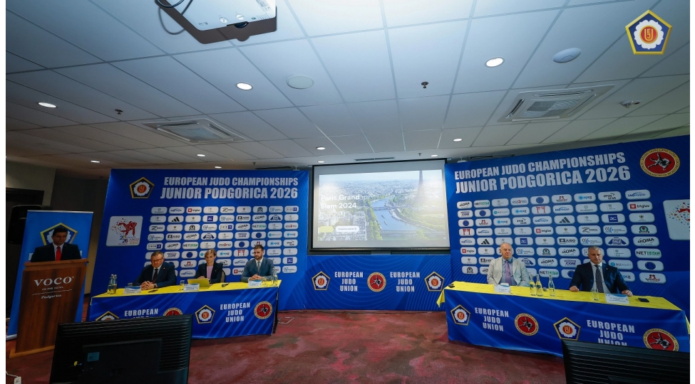 podqoritsada-cudo-uzre-gencler-arasinda-avropa-chempionatinin-pushkatma-merasimi-kechirilib