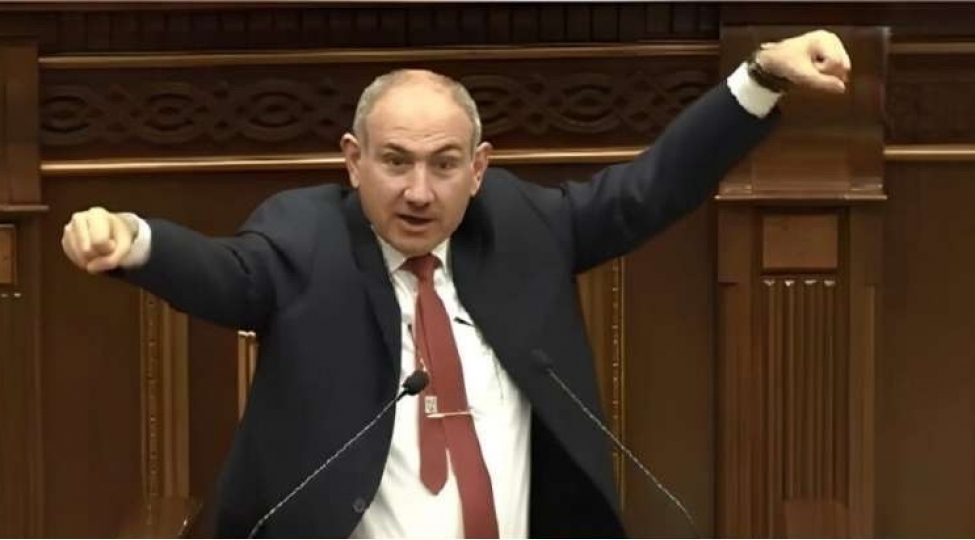 milletchi-pashinyandan-gerchekleri-qebul-eden-pashinyana-qeder-gedilen-yol