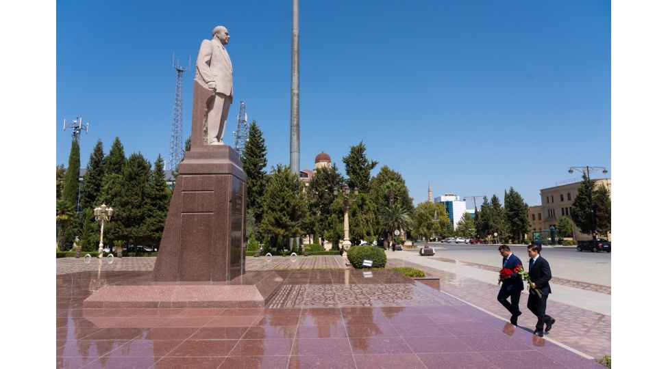nazir-ferid-ehmedov-yevlax-sheherinde-vetendashlari-qebul-edib