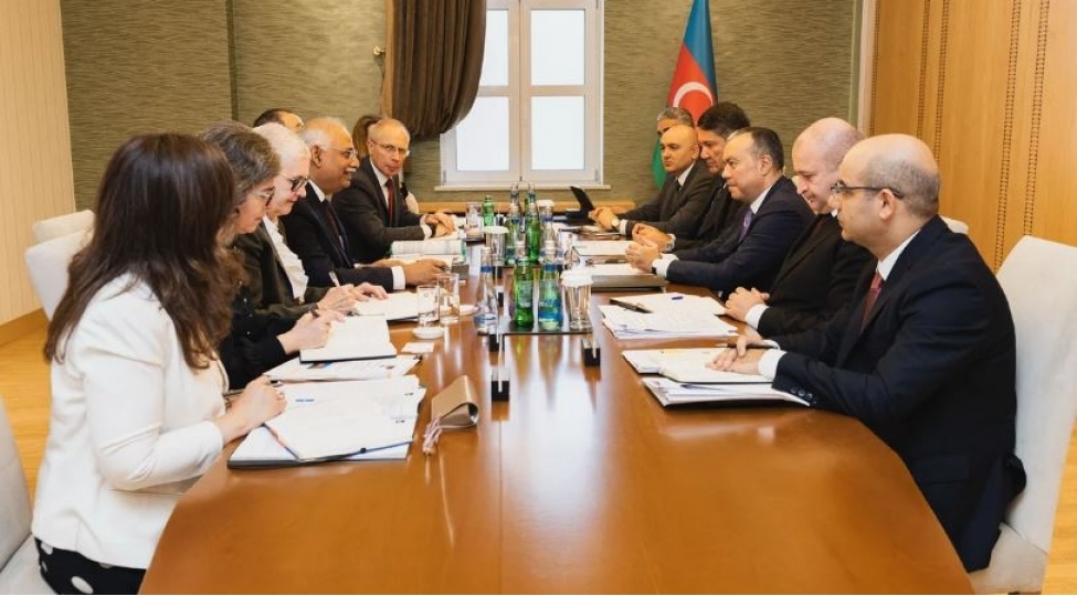 azerbaycan-adb-ile-yeni-layiheleri-muzakire-edib
