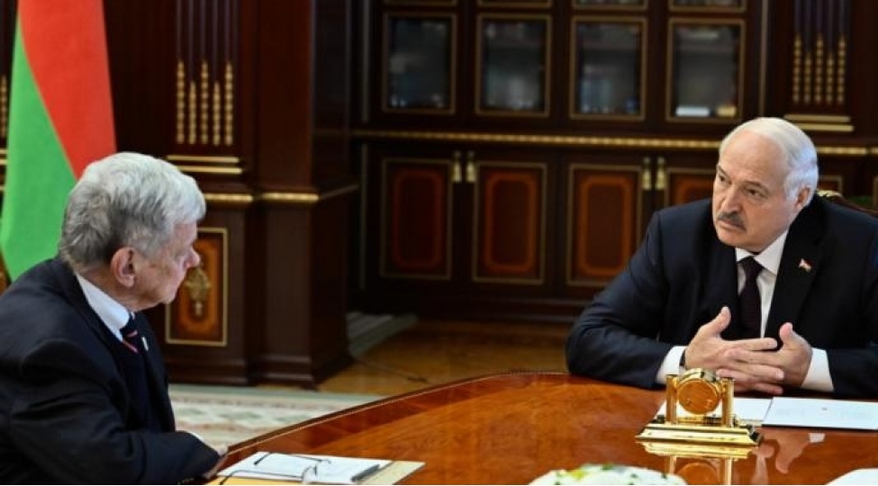 lukashenko-ile-trampin-xususi-elchisinin-danishiqlari-uch-saat-davam-edib