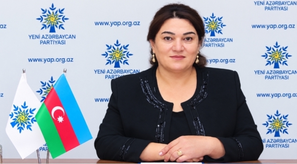 dunyevi-tehsilin-beraberliyin-ve-mekteb-nizam-intizaminin-muhum-gostericisi-vahid-mektebli-geyimi