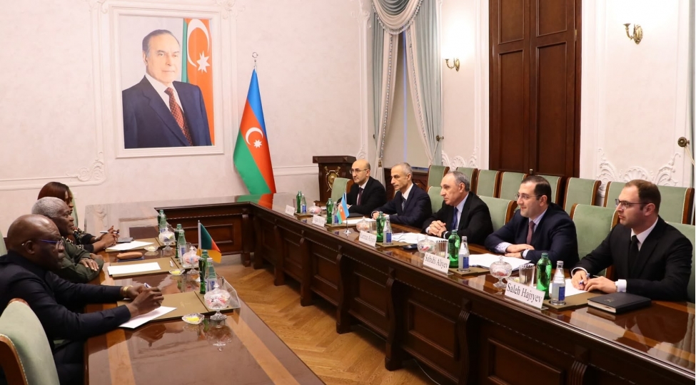 bash-prokuror-kamerun-ve-banqladeshin-korrupsiyaya-qarshi-mubarize-qurumlarinin-rehberleri-ile-gorushub