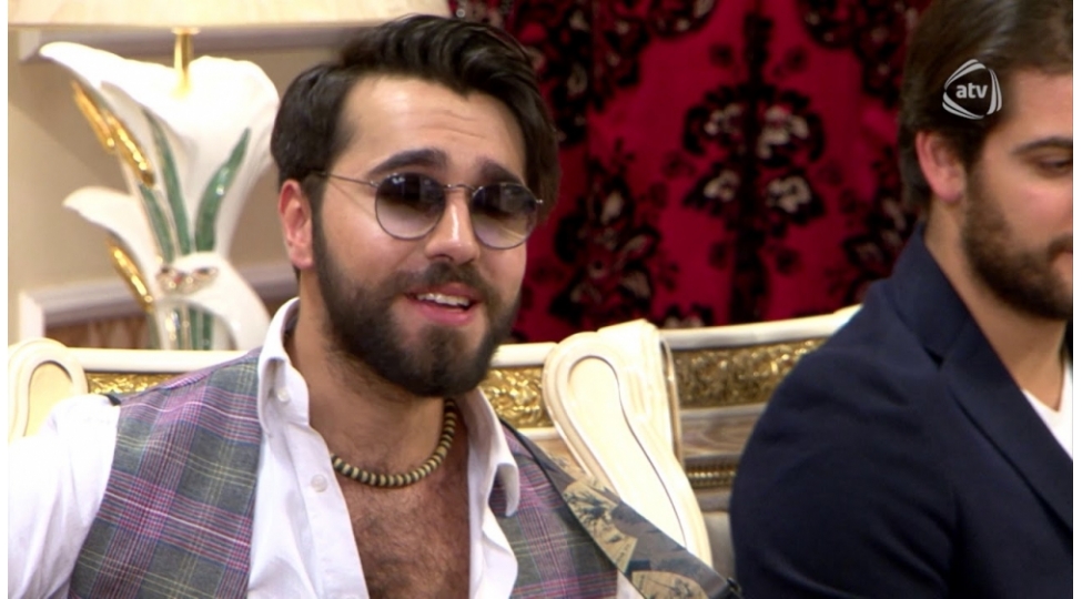 sachim-uzun-olanda-chox-satashirdilar