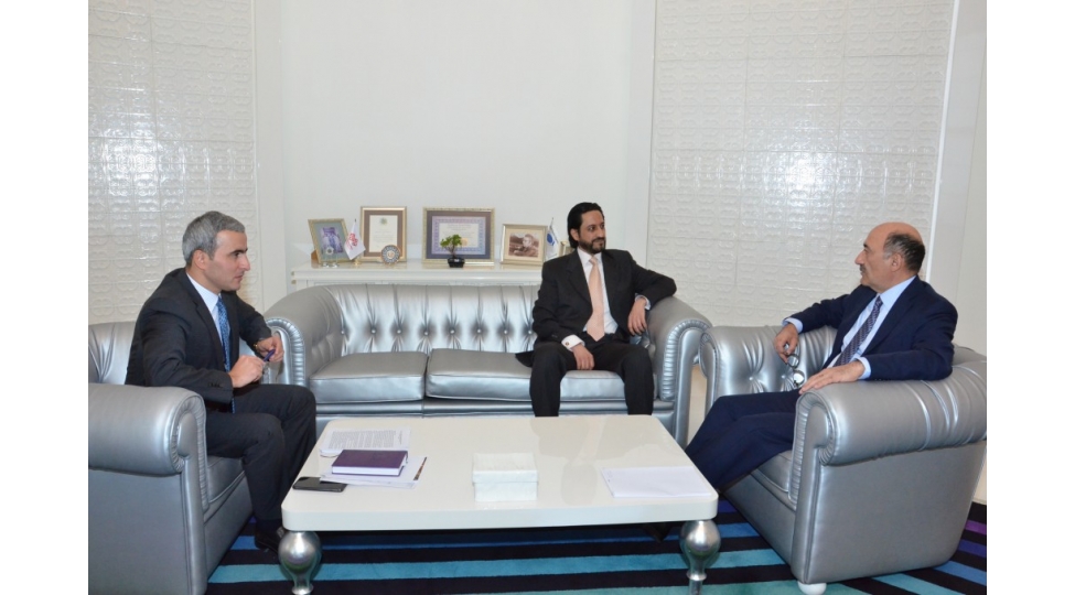 ebulfes-qarayev-iki-olkenin-sefirini-qebul-etdi