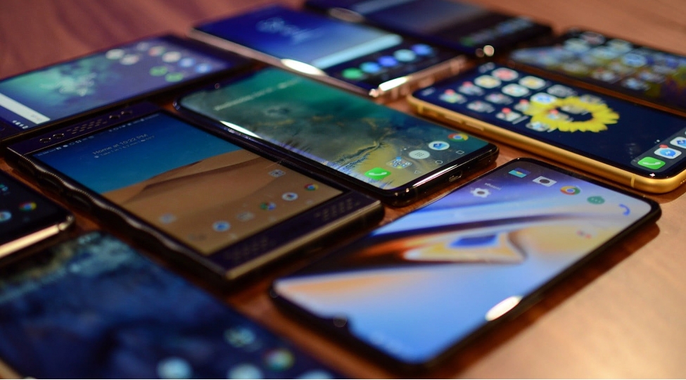 telefonlarin-yeni-qeydiyyat-rusumlari-bele-olacaq-siyahi