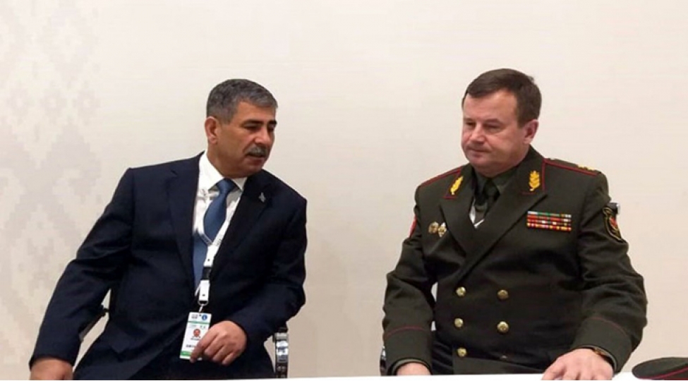 azerbaycan-ve-belarus-mudafie-nazirlerinin-gorushu-olub