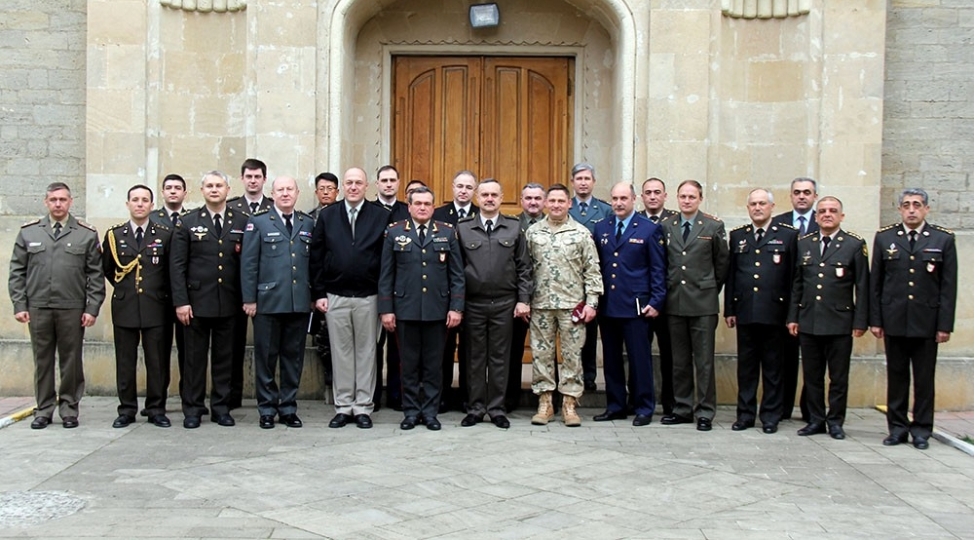 xarici-dovletlerin-herbi-attasheleri-herbi-akademiyada-olublar