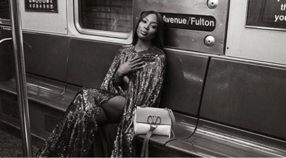 naomi-kempbell-metroya-yarichilpaq-mindi-foto