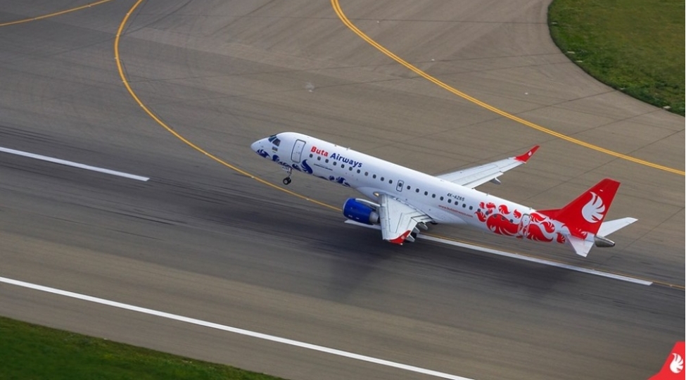 buta-airways-in-baki-istanbul-reysini-heyata-kechiren-teyyare-teyinat-hava-limaninda-yagan-guclu-qar-sebebinden-ankarada-enib