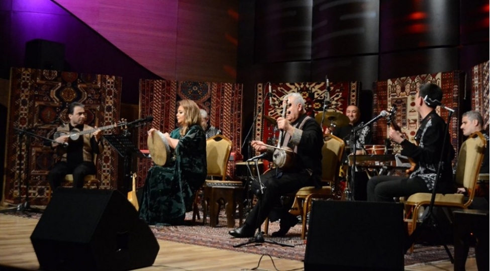 xalq-artisti-nezaket-teymurova-konsert-verib