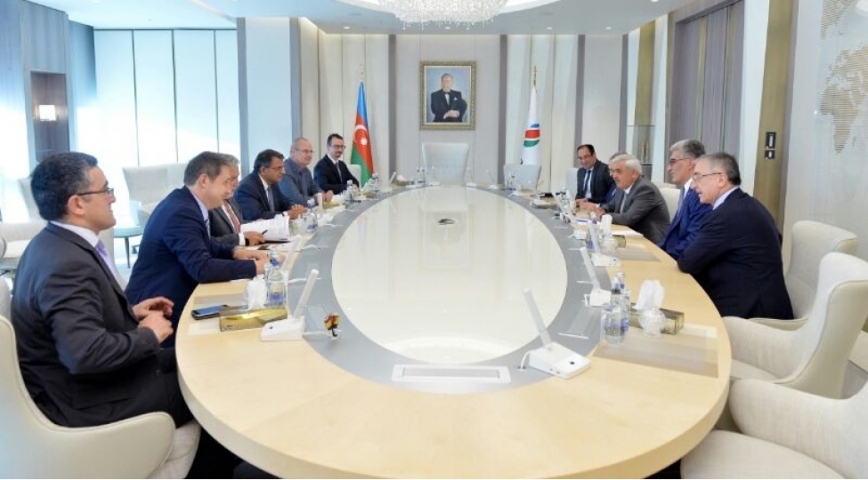 socar-prezidenti-honeywell-pmt-shirketinin-prezidenti-ile-gorushub