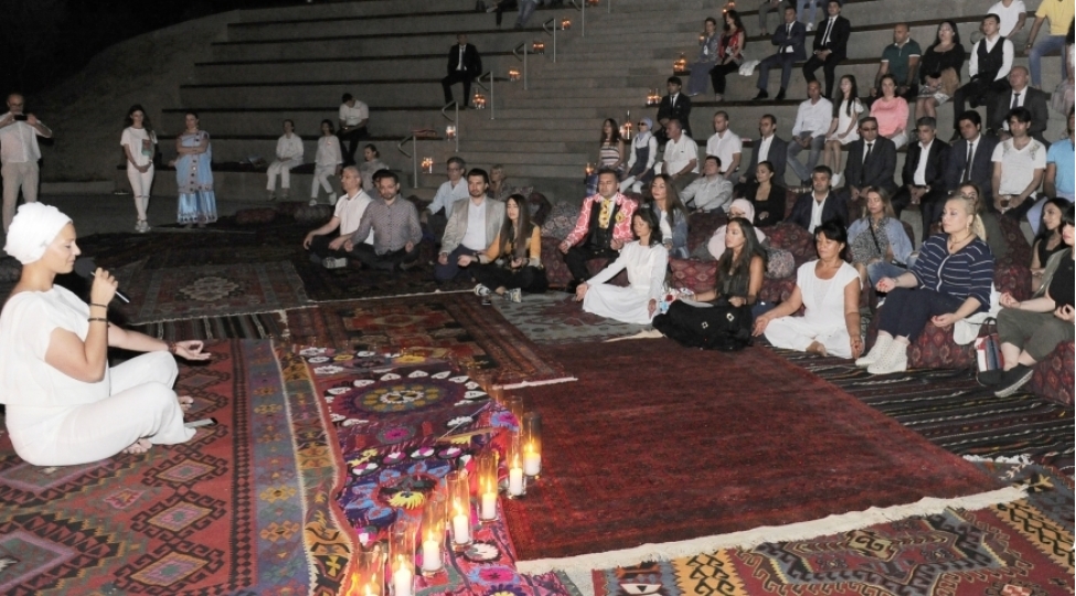 yanardag-qorugunda-yoqa-ve-poeziya-axshami-teshkil-olunub