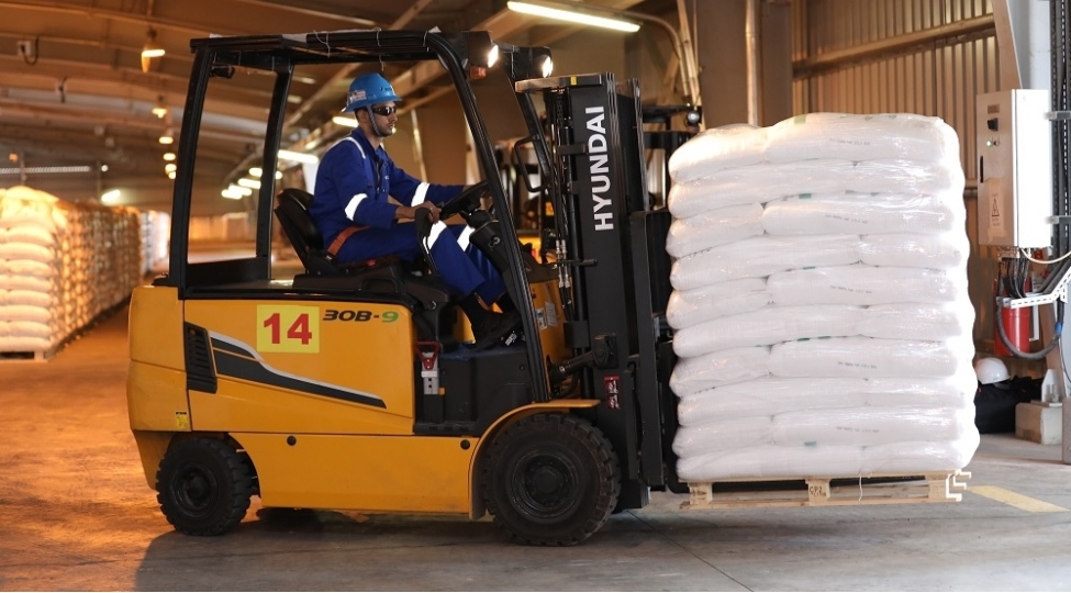 socar-karbamidin-gubre-mehsulunun-ilk-satishi