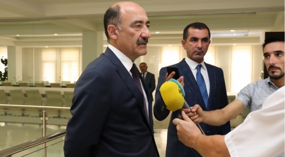 kitabxana-ve-klublarin-idare-olunmasi-ile-bagli-yeni-layihe-hazirlanib