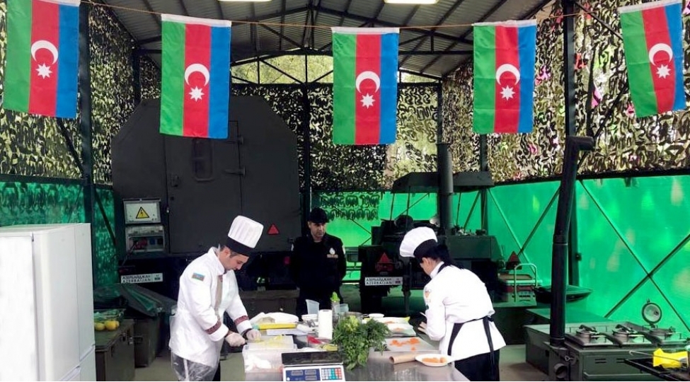 azerbaycanin-herbi-ashpazlari-sehra-metbexi-musabiqesinin-ikinci-merhelesinin-qalibi-olublar-video