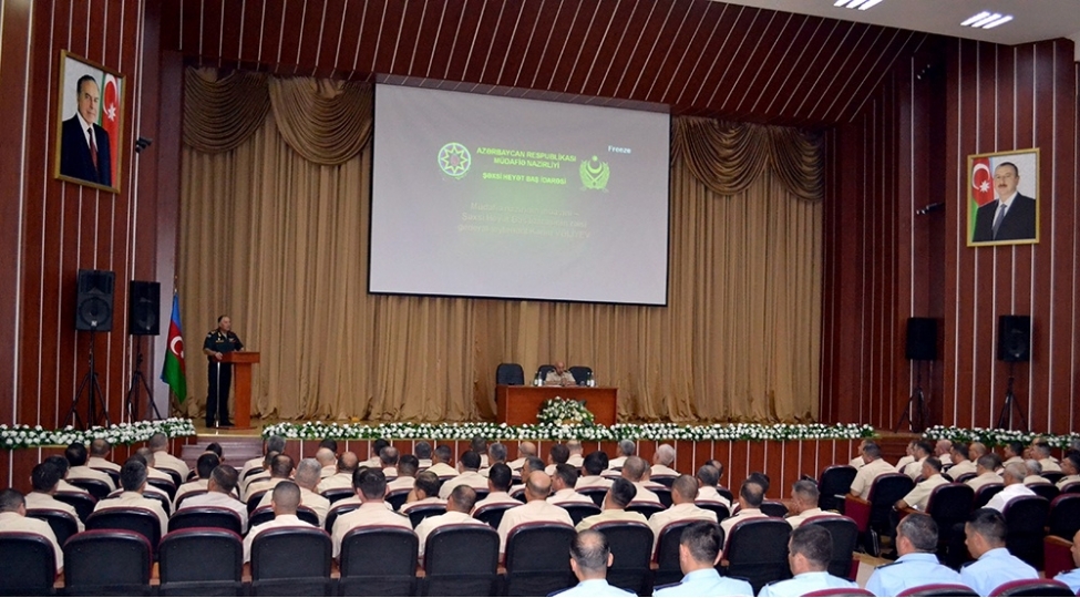 zabitlerle-seminar-kechirilib-foto