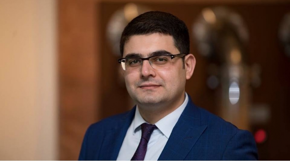 emin-axundzade-neft-kimya-sektoruna-yatirilan-investisiyar-olke-iqtisadiyyatina-elave-deyer-qazandirir