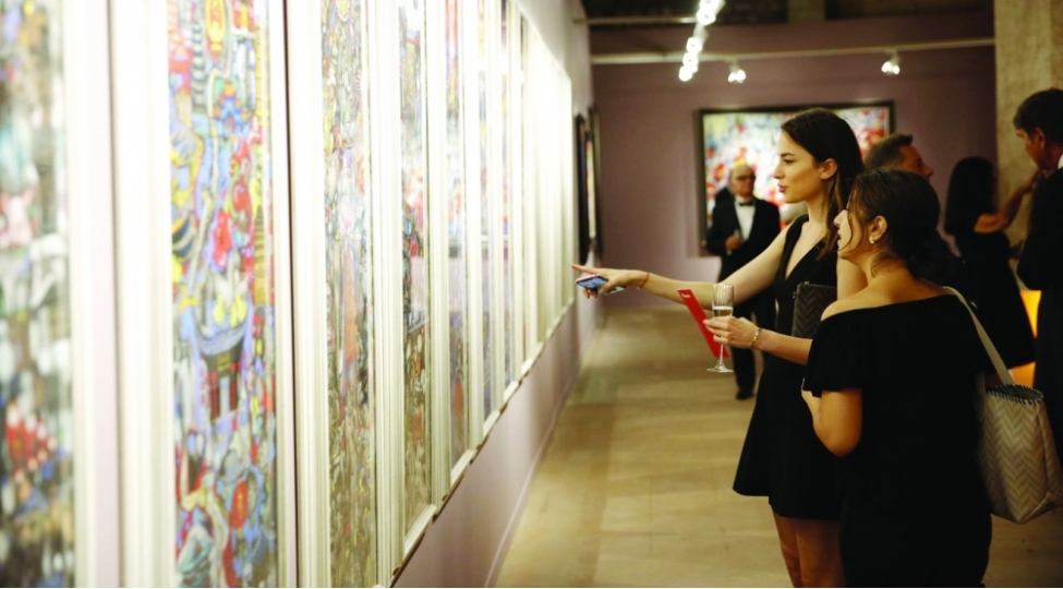 istanbulda-azerbaycanli-ressamin-sergisi-achildi-foto