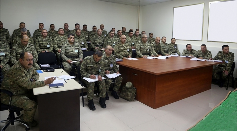 telimlerde-qoshunlarin-qarshiliqli-fealiyyeti-erazinin-maketi-uzerinde-icra-olunub