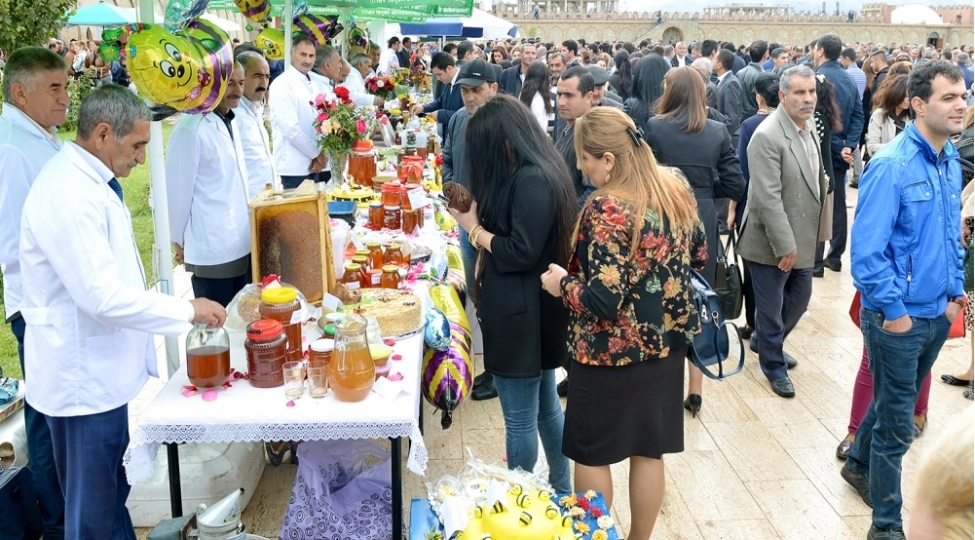naxchivanda-bal-festivali-kechirilecek