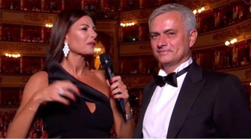 mourinyo-xanim-aparicini-rezil-etdi-video