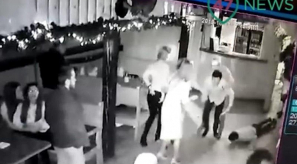 mahnini-beyenmeyen-azerbaycanli-genc-diceyi-bele-oldurdu-video