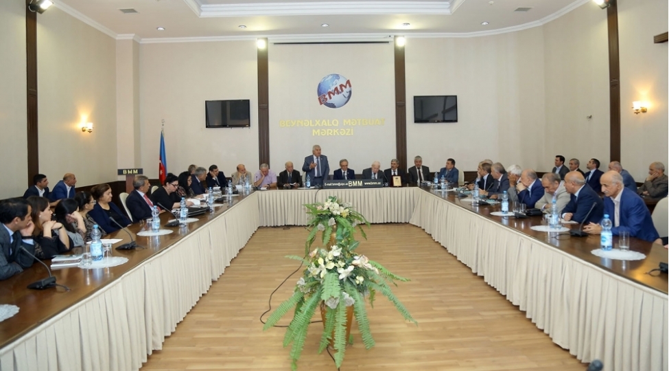 taninmish-shair-emekdar-jurnalist-adil-cemilin65-illik-yubileyi-qeyd-edilib