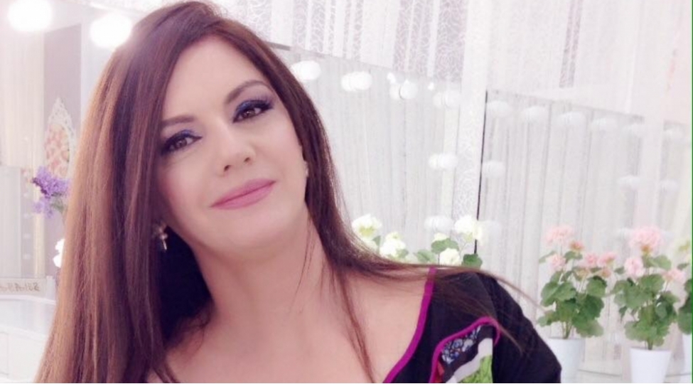 emekdar-artist-fexri-ad-alanlar-haqdaonlari-meclis-bashinda-oturdan-sizsiz