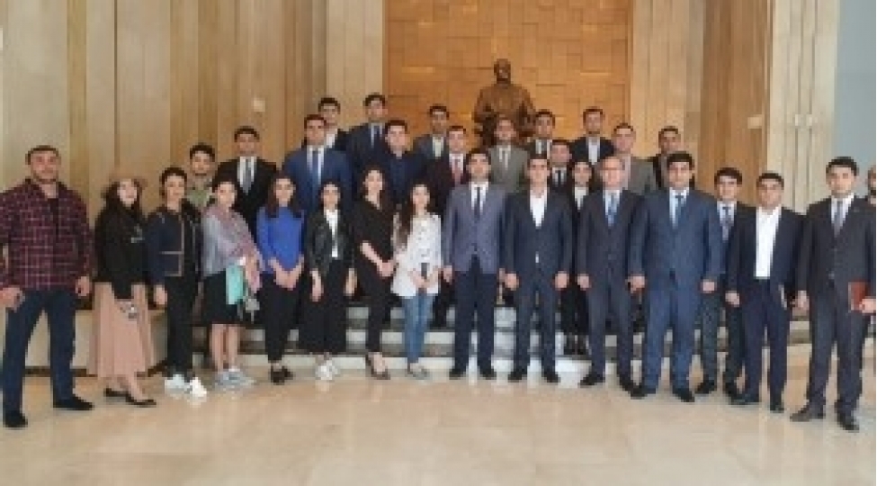 yap-gencler-birliyinin-enenevi-debat-klubuna-yeniden-start-verilib-video