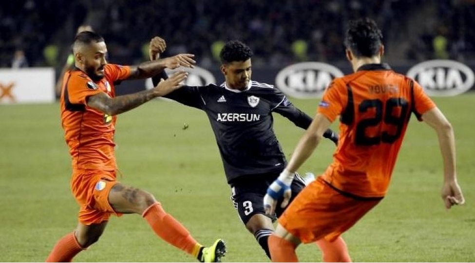 qarabag-apoel-oyununda-4-qol-video