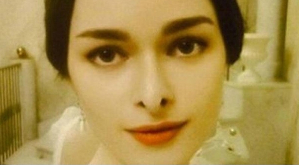 63-yashli-tarixchi-ile-sevgili-olan-24-yashli-qizin-faciesi-video