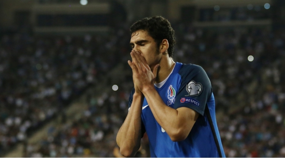 neftchi-ramil-sheydayevle-yollarini-ayirdigini-achiqlayib