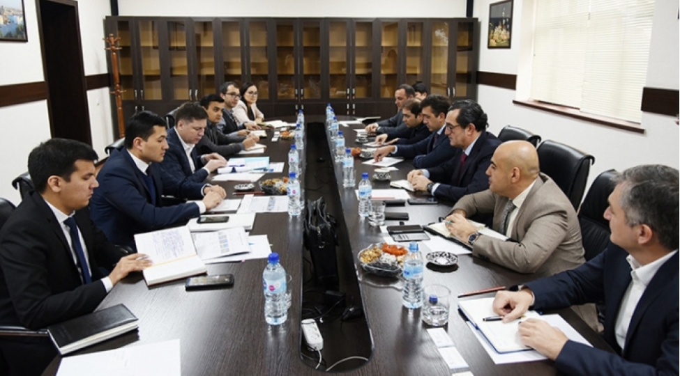 socar-ve-ozbekneftqaz-birge-treyder-muessisesi-achacaq