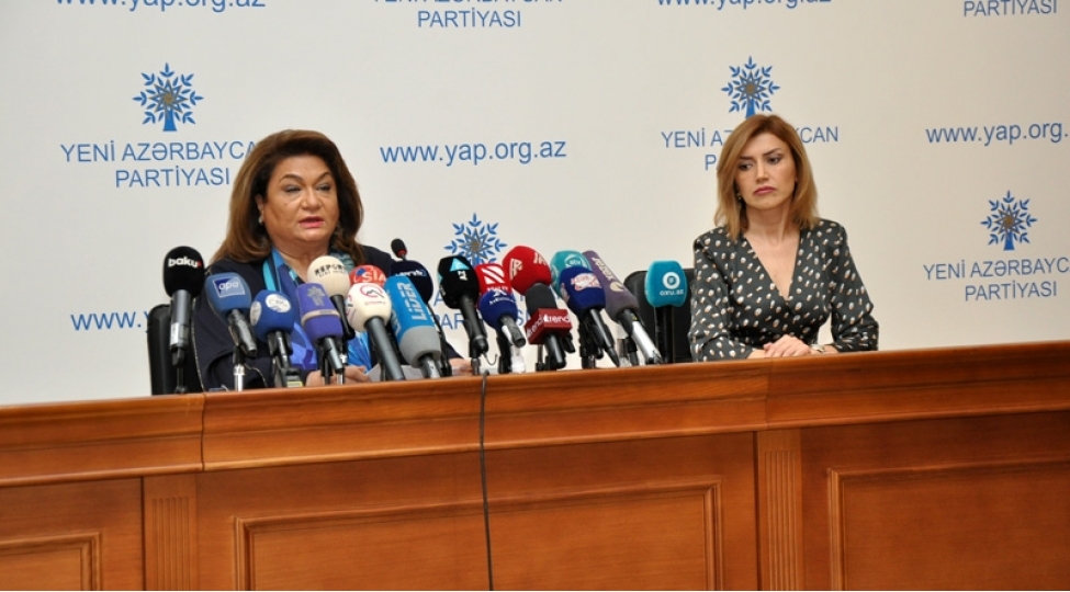 hicran-huseynova-metbuat-konfransi-kechirib-video